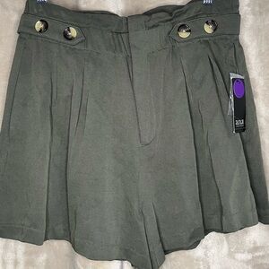 a.n.a A NEW APPROACH NWT OREGANO SHORTS